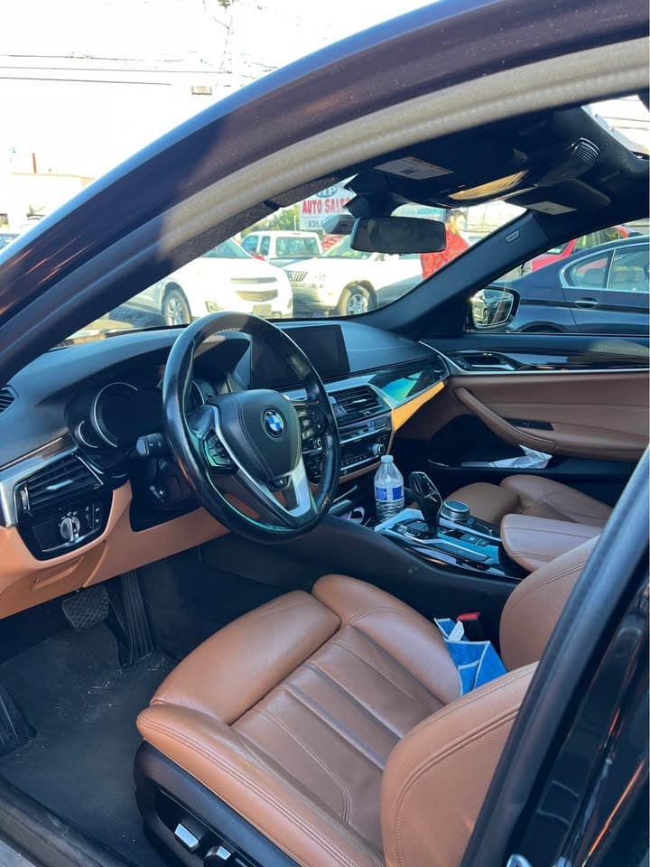 BMW 530 I X DRIVE photo 8