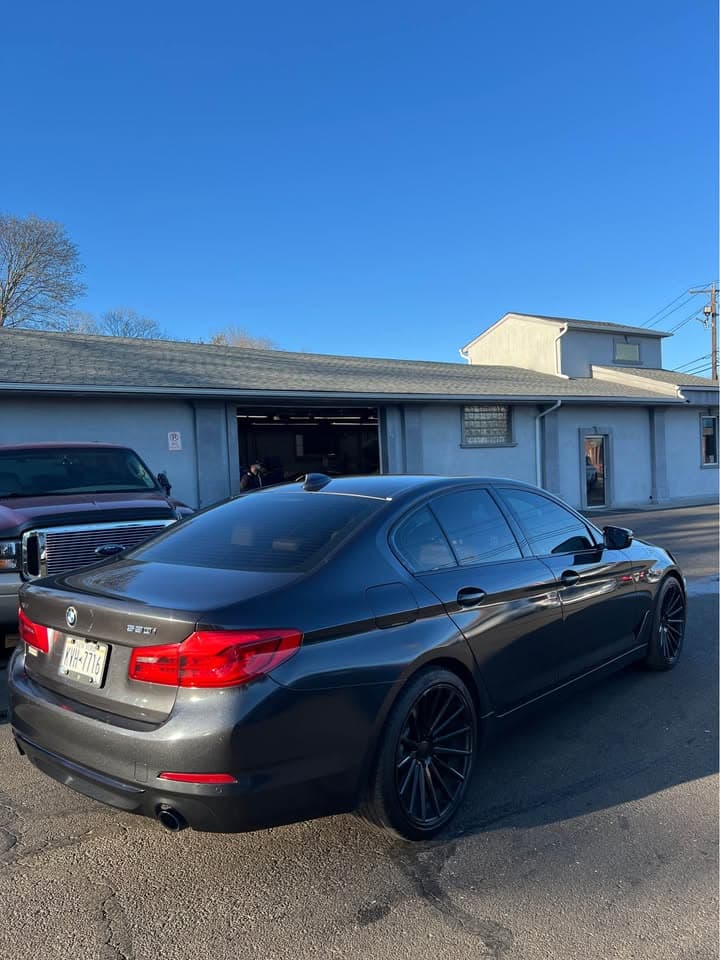 BMW 530 I X DRIVE photo 10