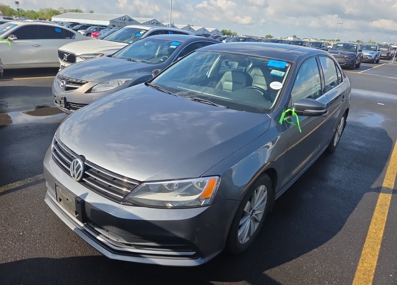 Volkswagen Jetta photo 1