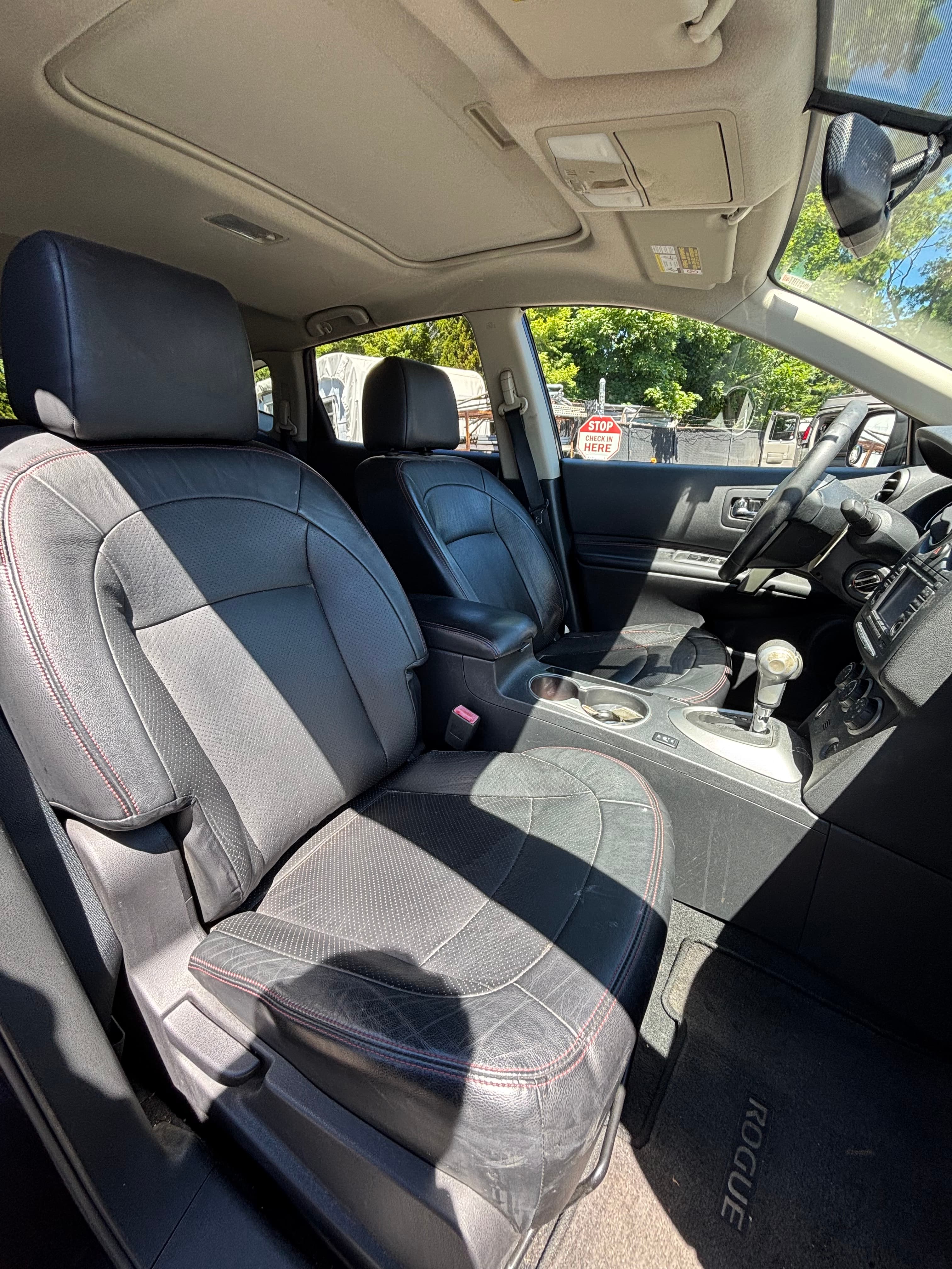 Nissan Rogue photo 5