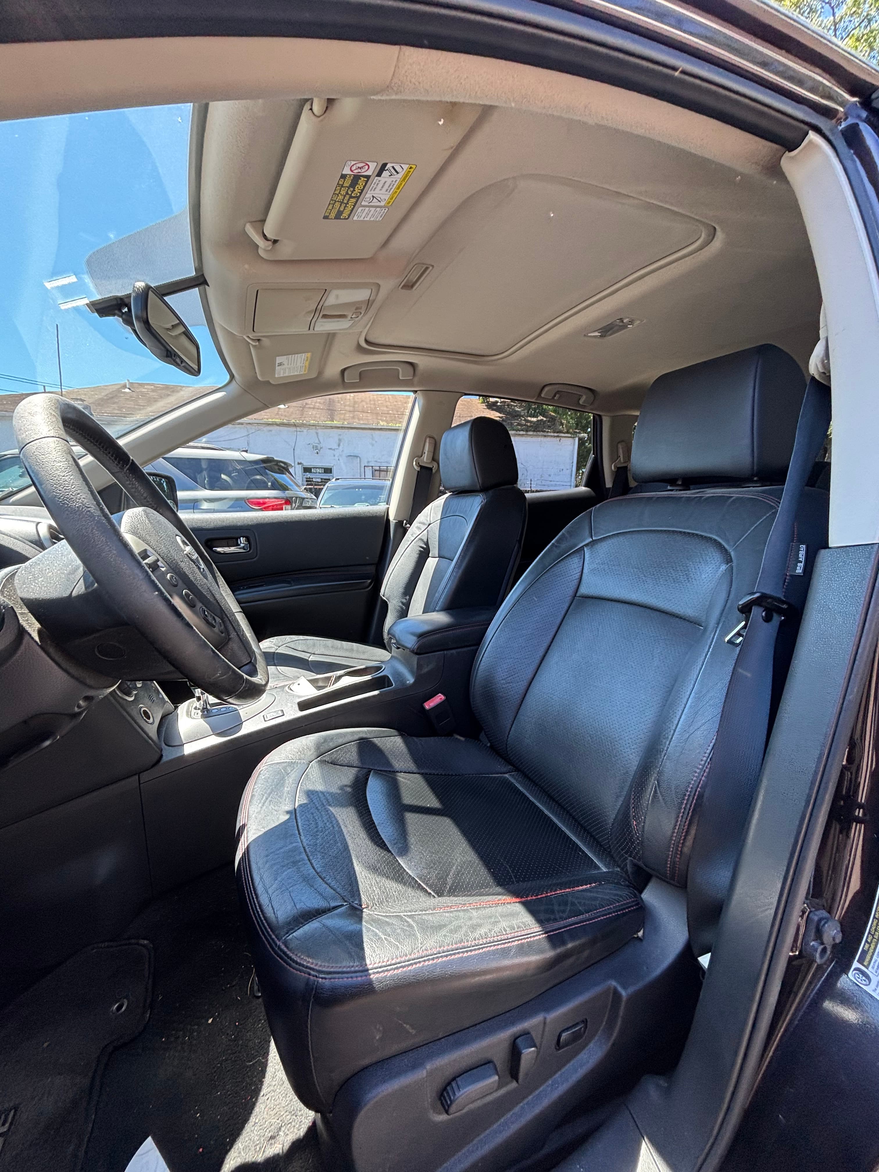Nissan Rogue photo 9