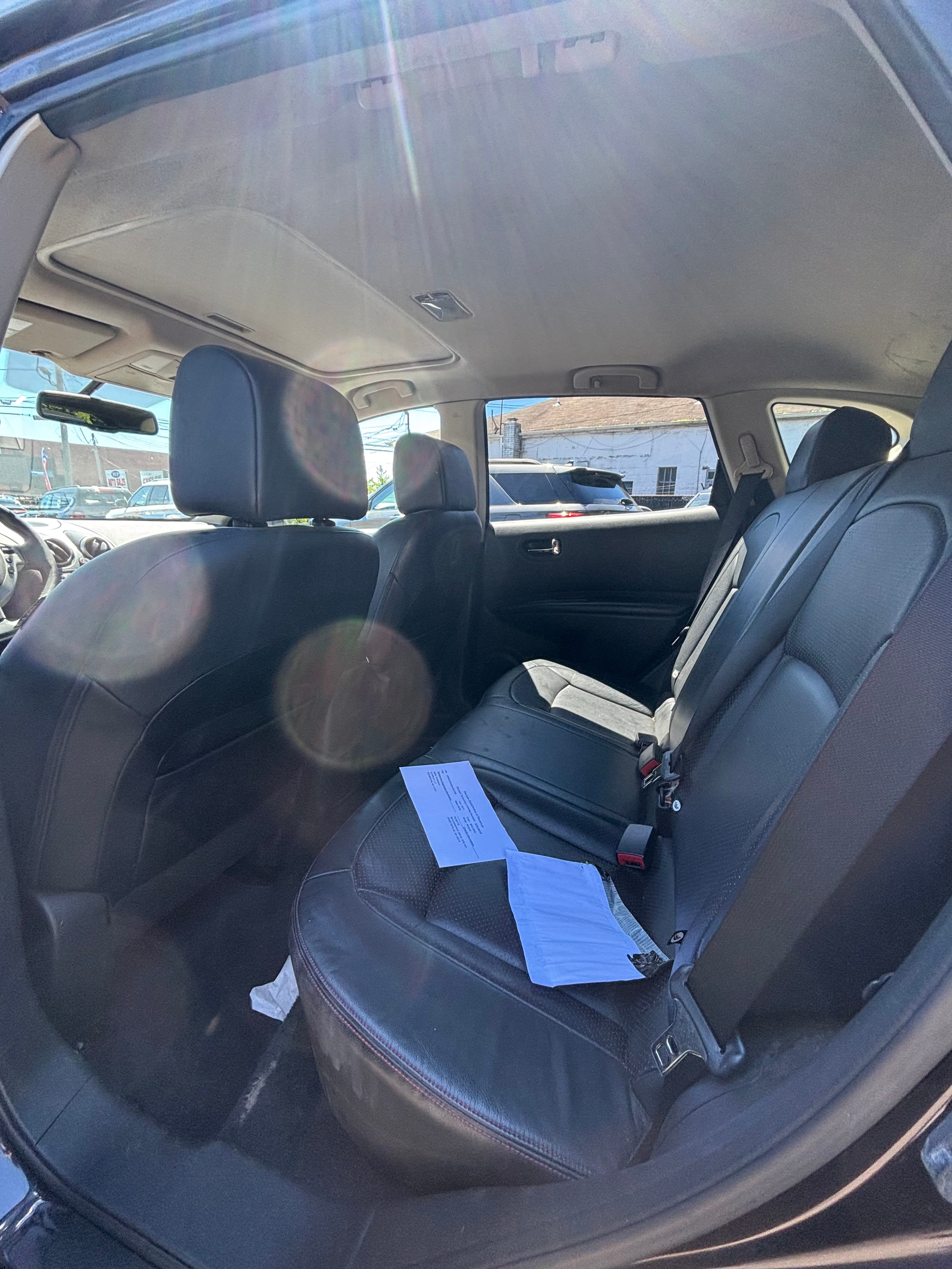 Nissan Rogue photo 10
