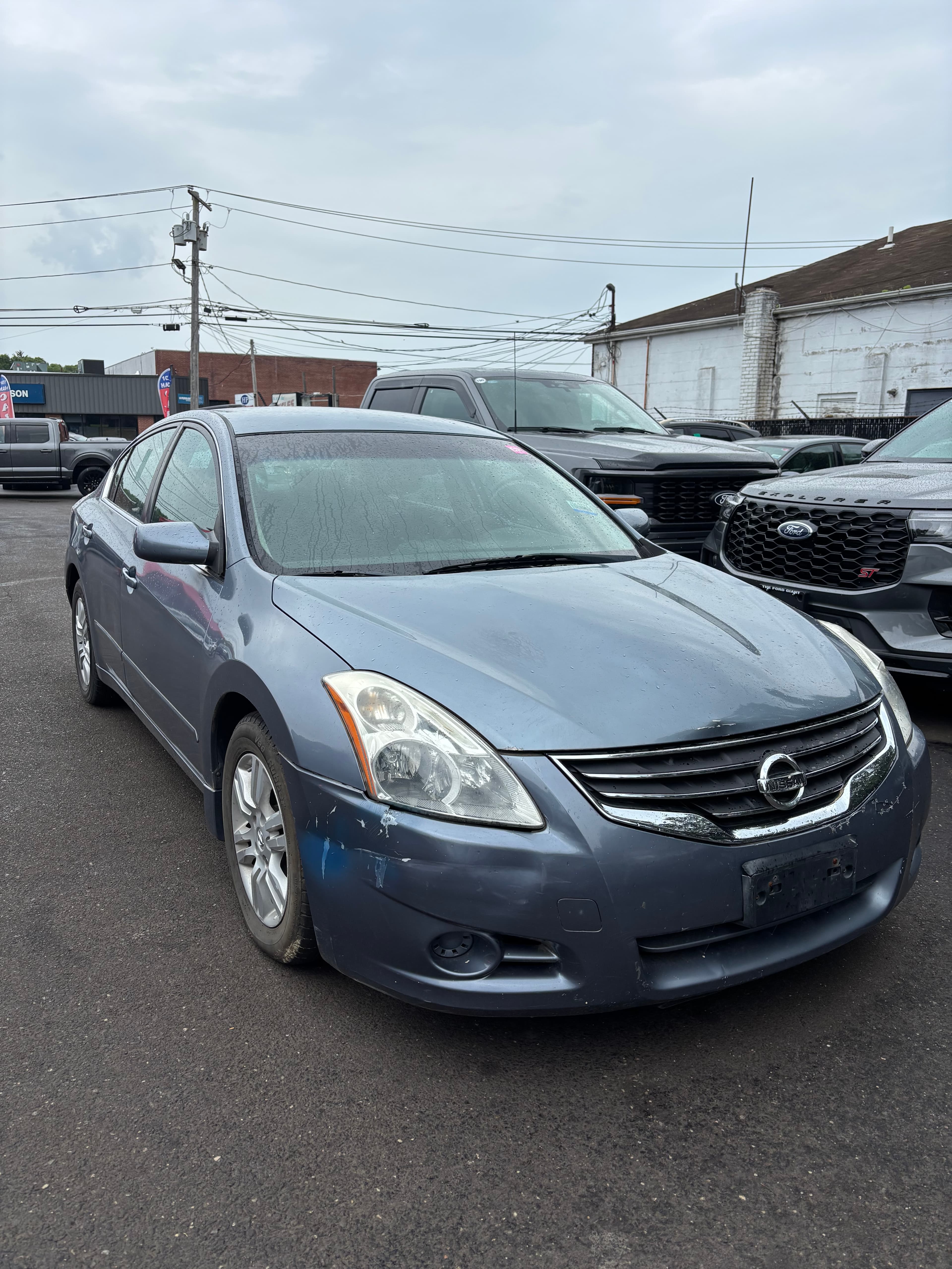 NISSAN ALTIMA photo 1