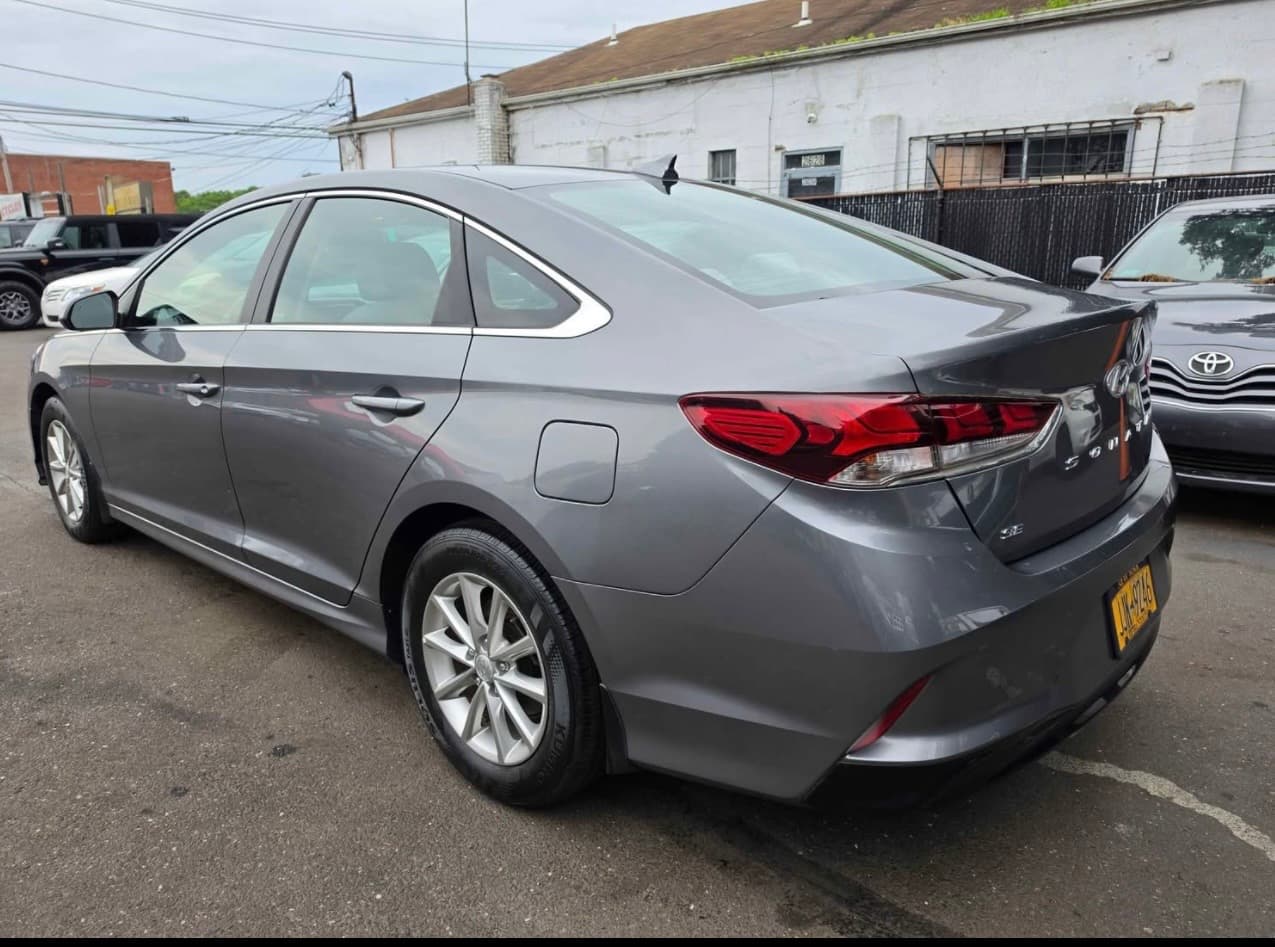 HYUNDAI SONATA photo 12
