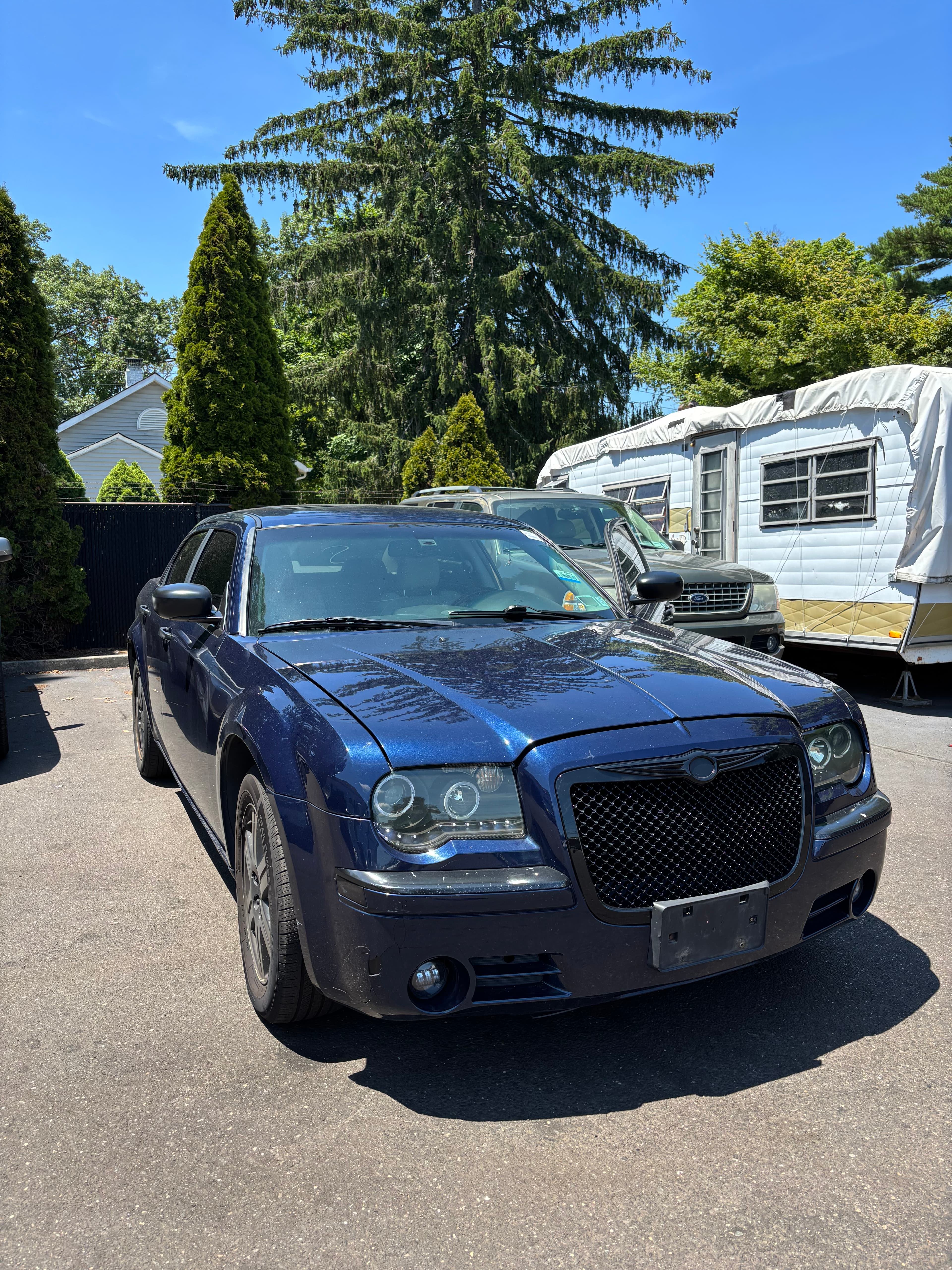 CHRYSLER 300C photo 2