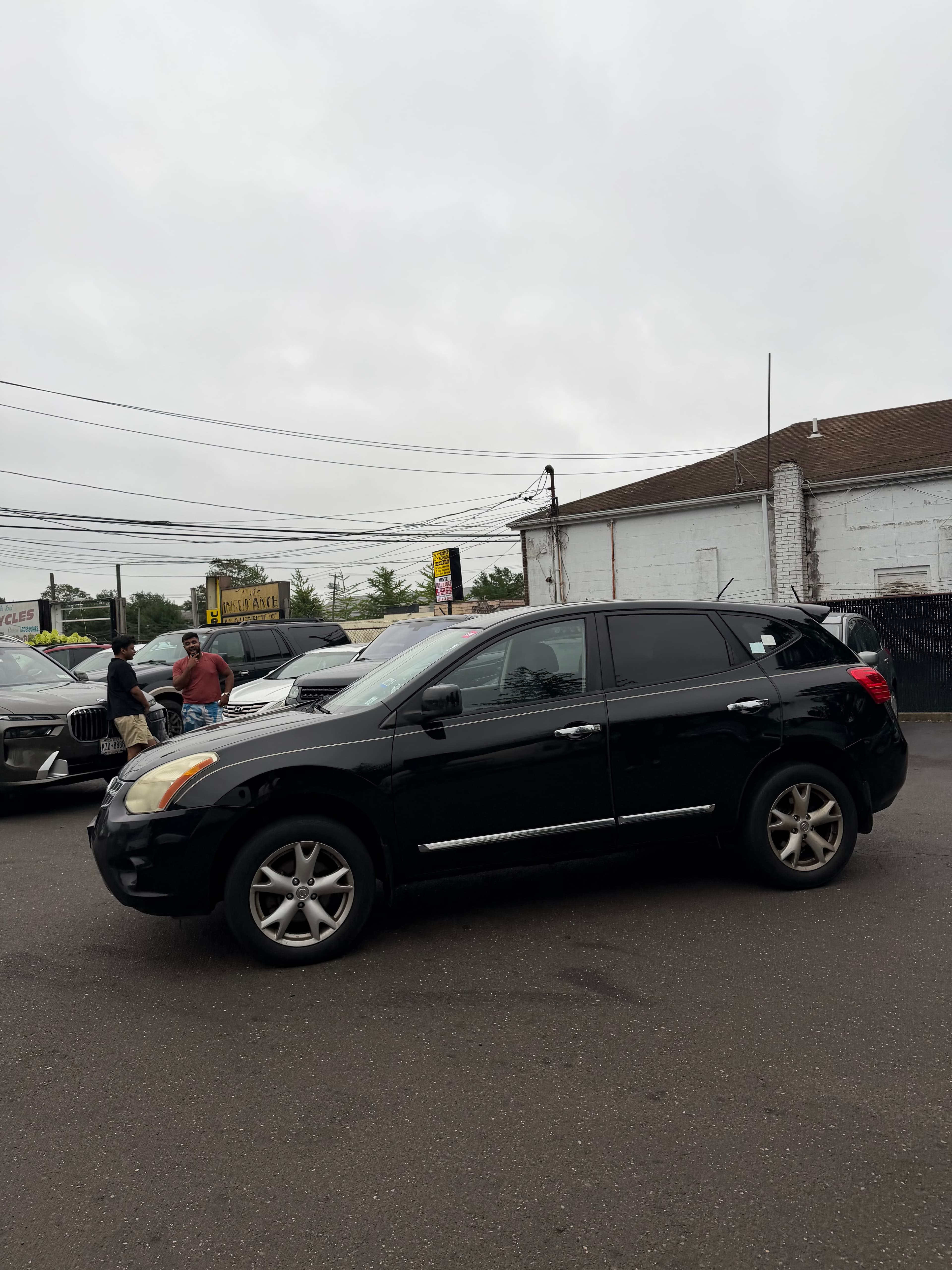 NISSAN ROGUE SPORT photo 2