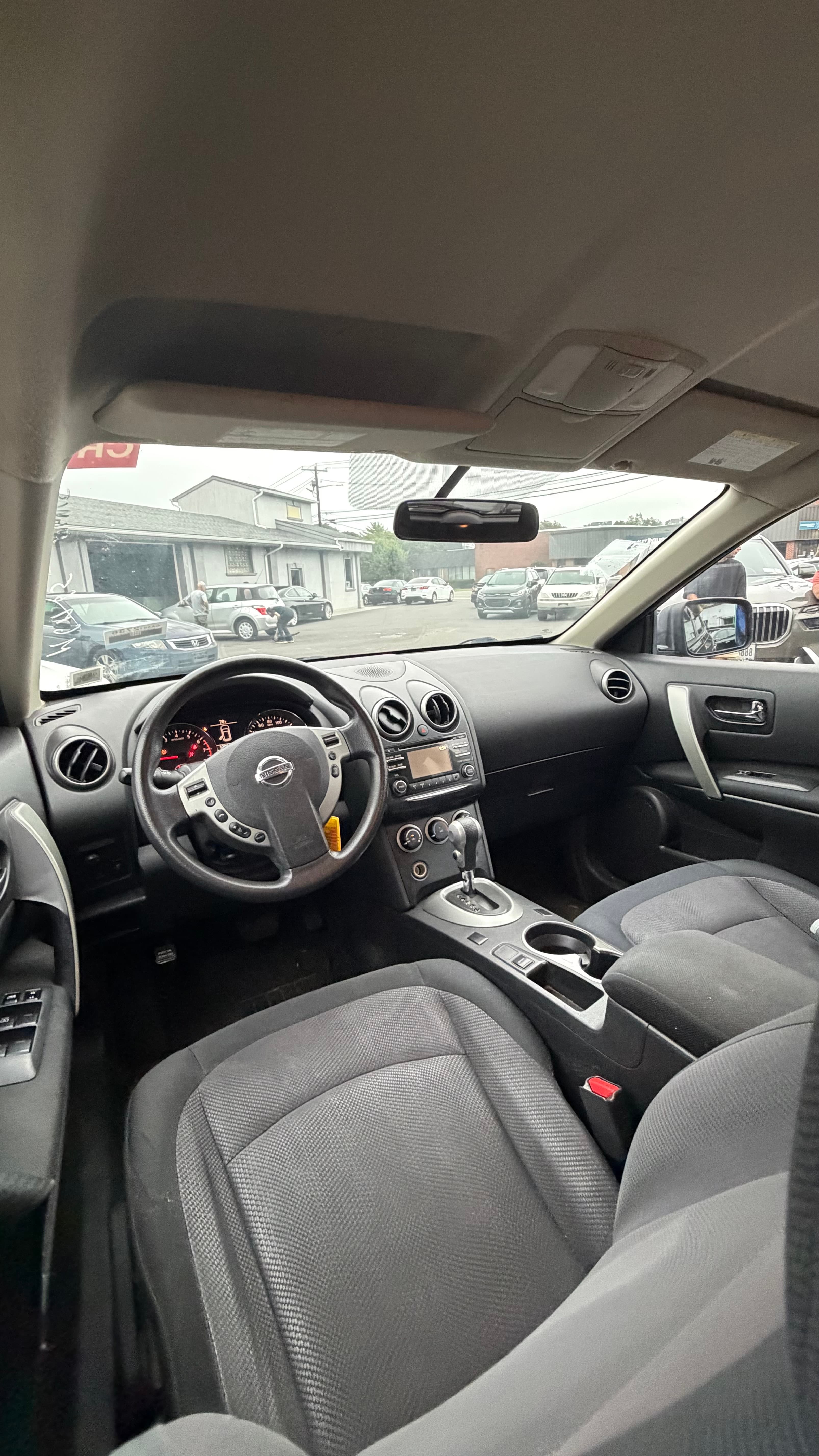 NISSAN ROGUE SPORT photo 5