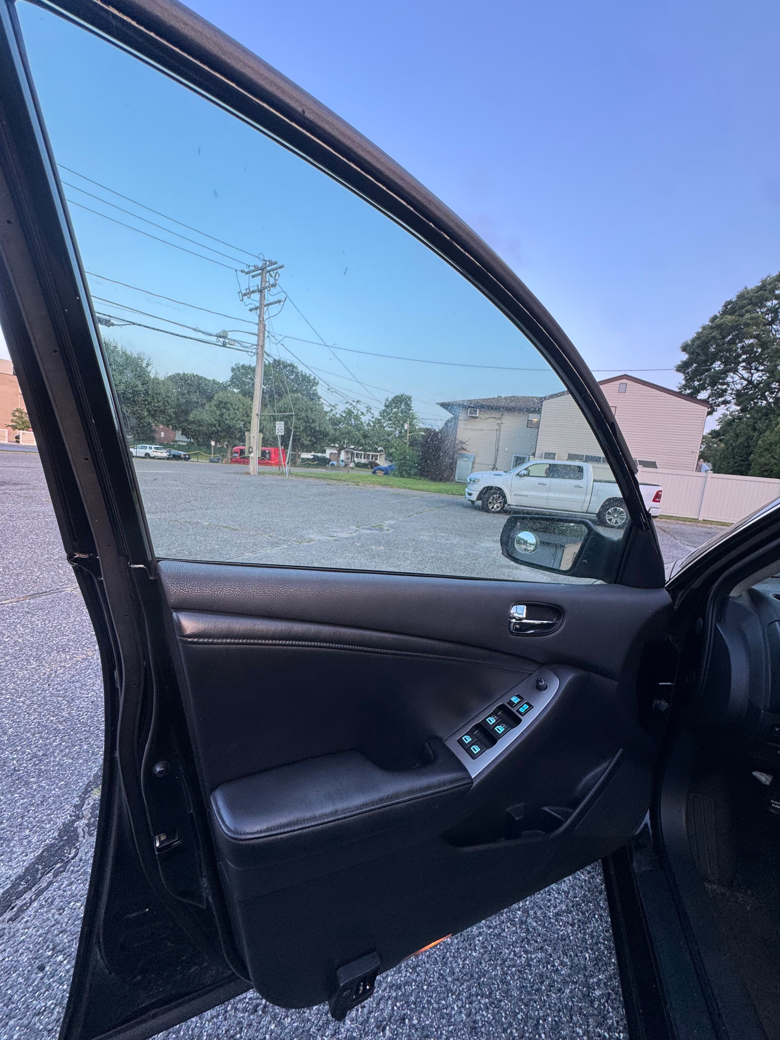 NISSAN Altima photo 10