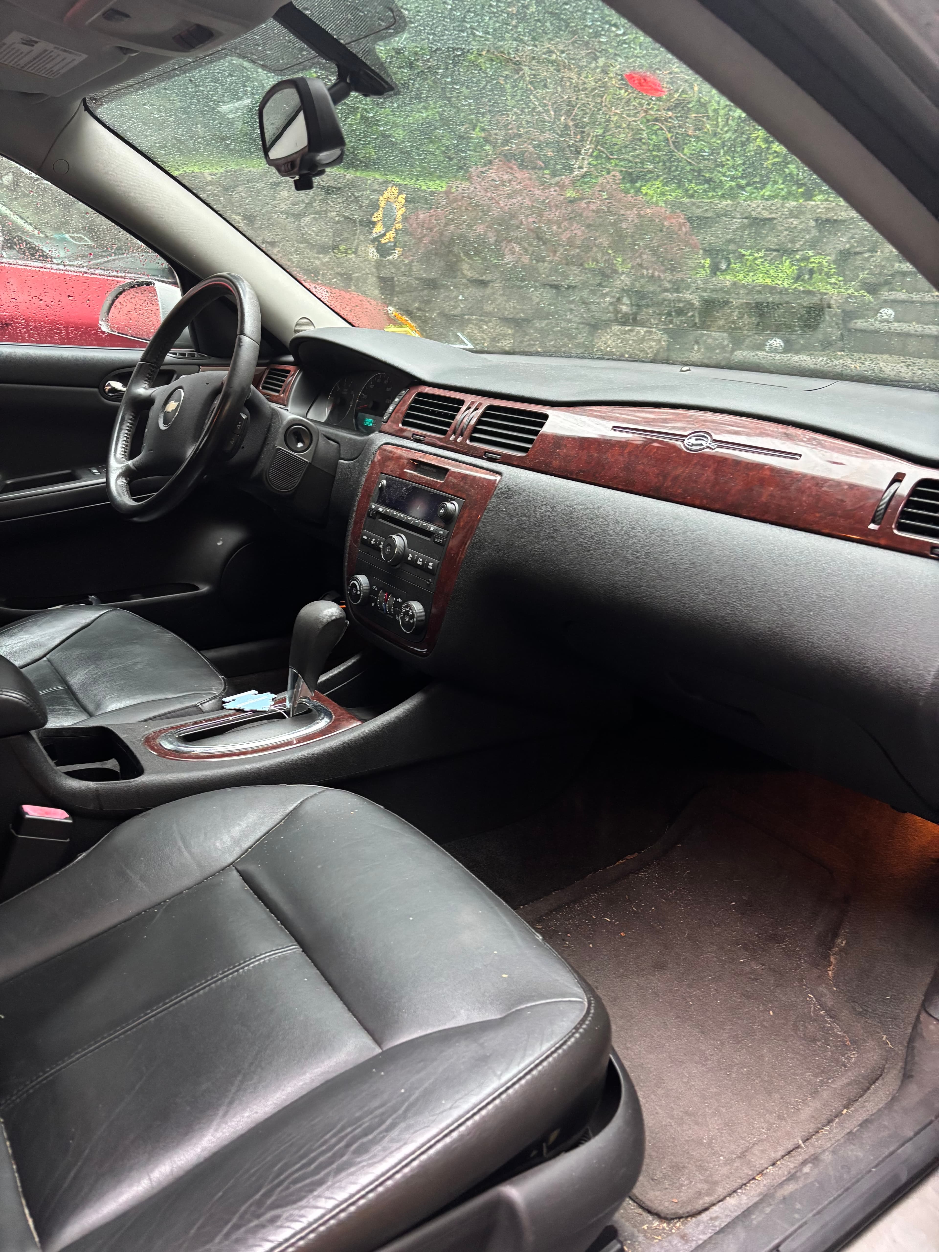 CHEVROLET IMPALA photo 4