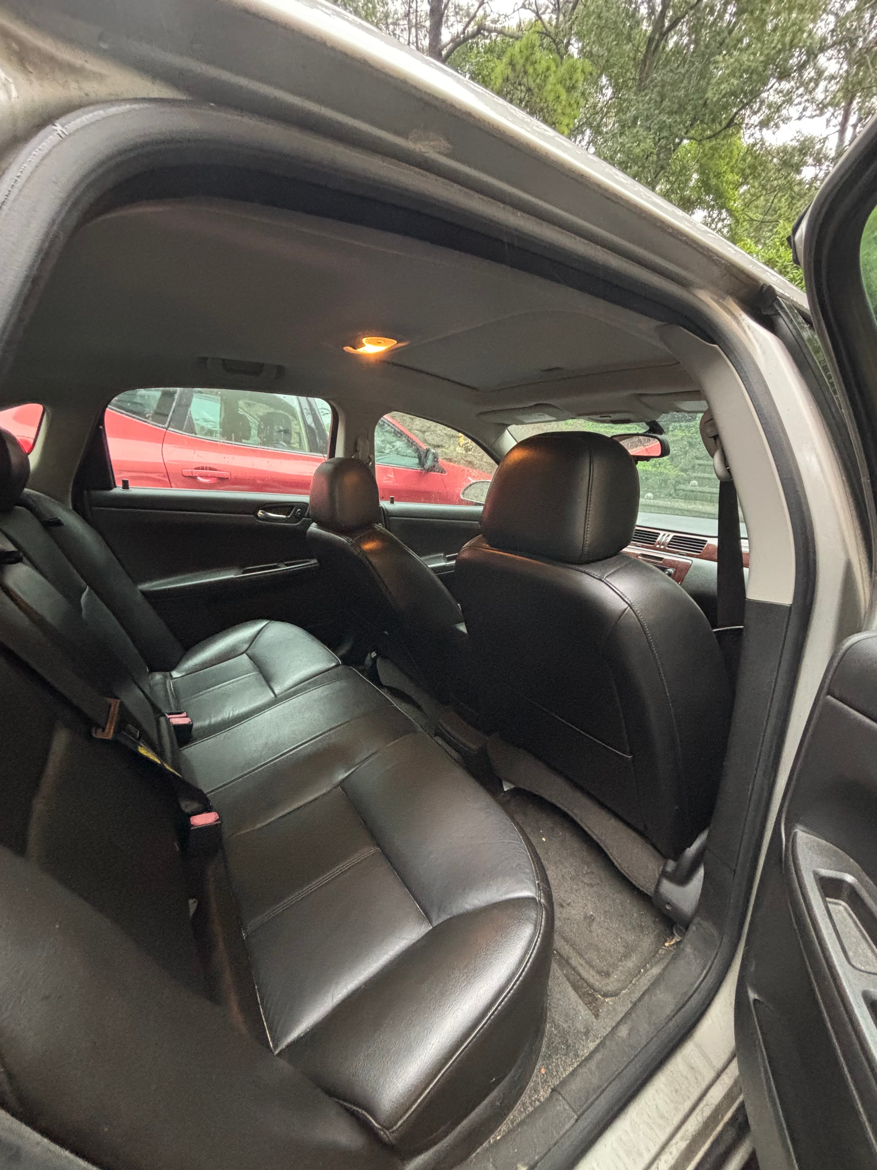 CHEVROLET IMPALA photo 11