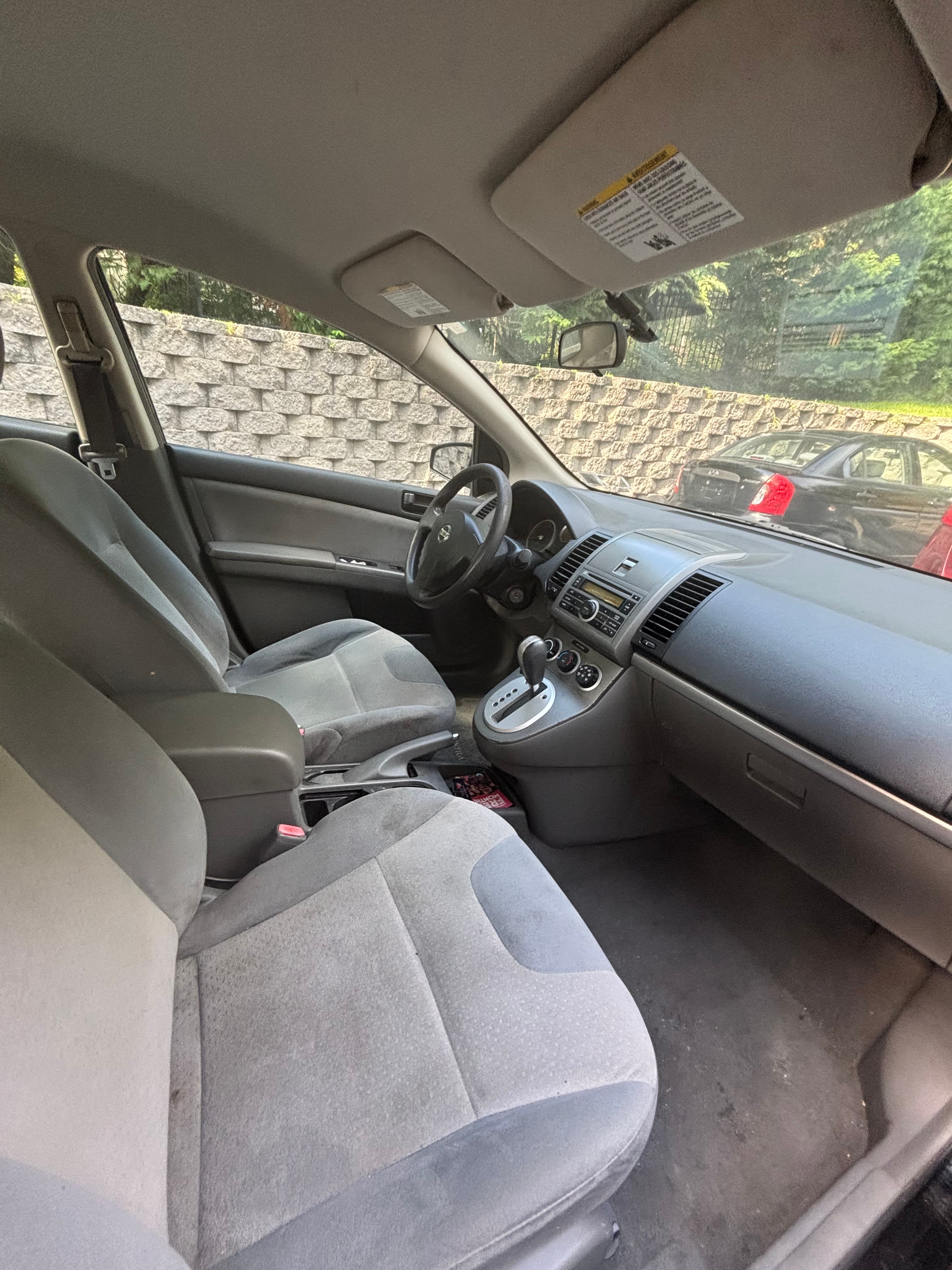 NISSAN SENTRA photo 6