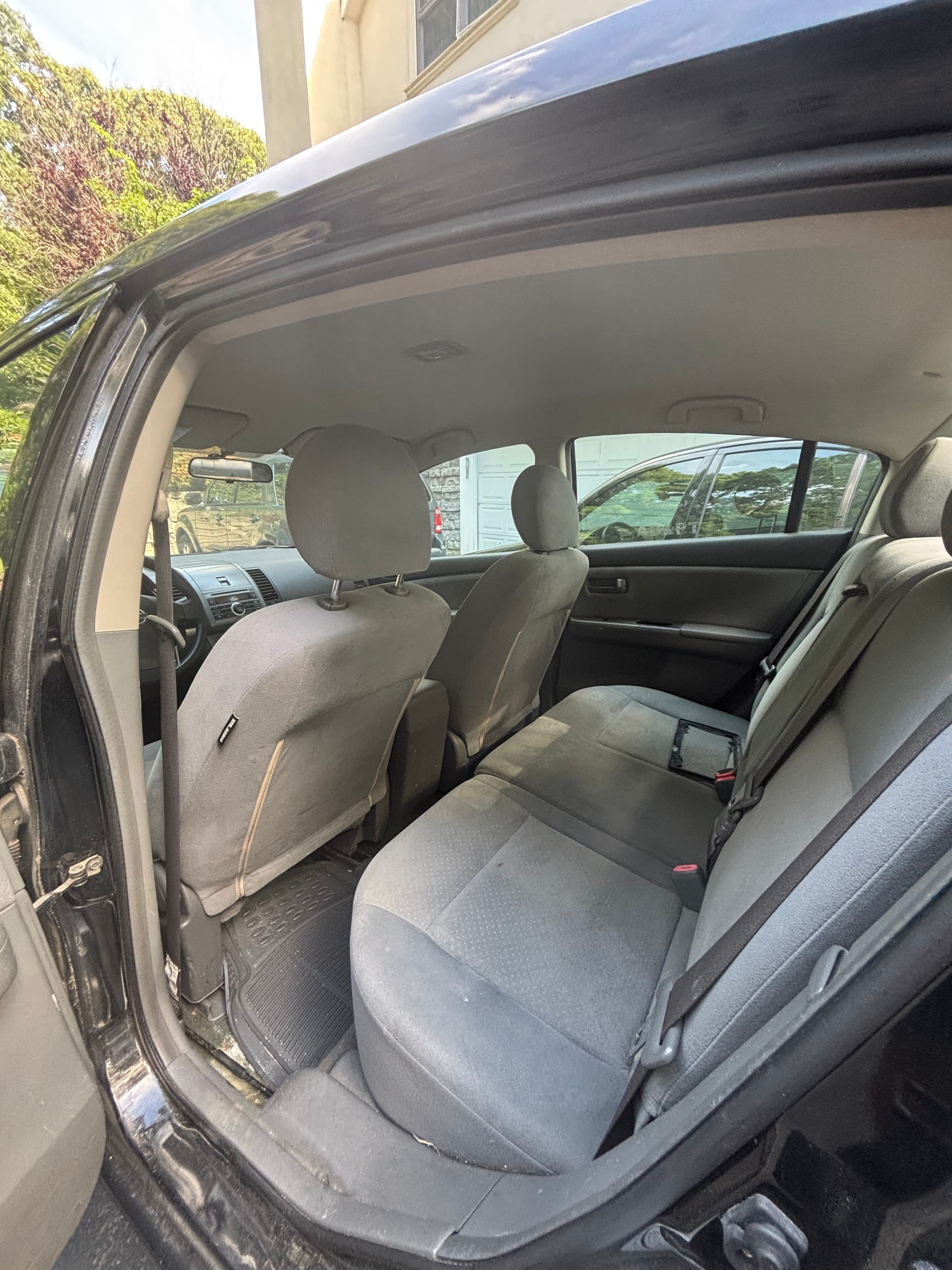 NISSAN SENTRA photo 9